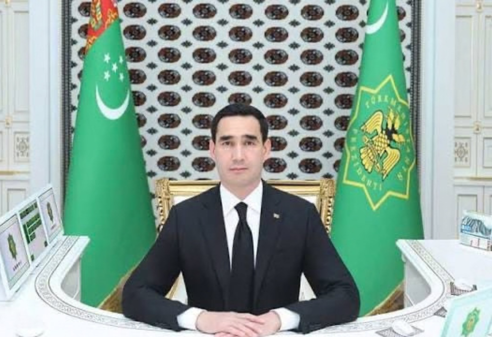 Президент Туркменистана получил поздравительные письма по случаю 35-й годовщины независимости